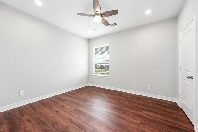 4014 Mitote Drive, Galveston, TX 77554