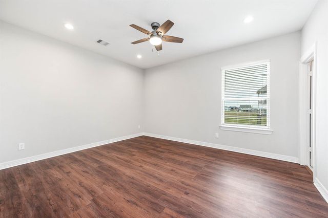 4014 Mitote Drive, Galveston, TX 77554