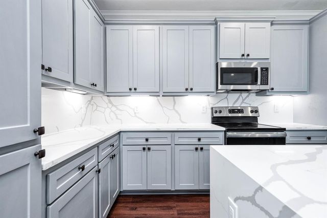 4014 Mitote Drive, Galveston, TX 77554