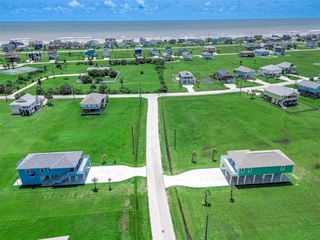 4014 Mitote Drive, Galveston, TX 77554