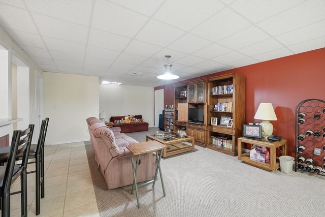 25 Winding Brook Ln., East Longmeadow, MA 01028