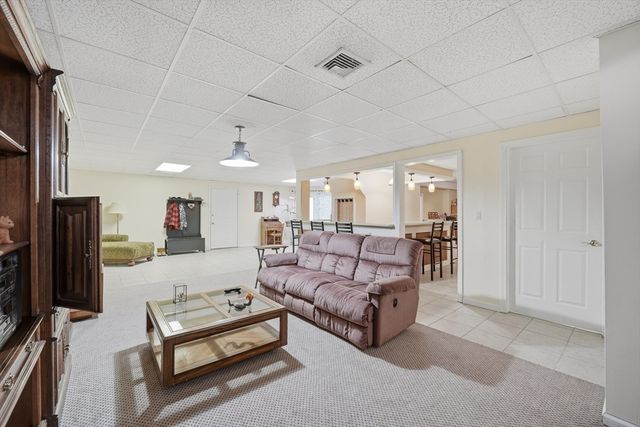 25 Winding Brook Ln., East Longmeadow, MA 01028