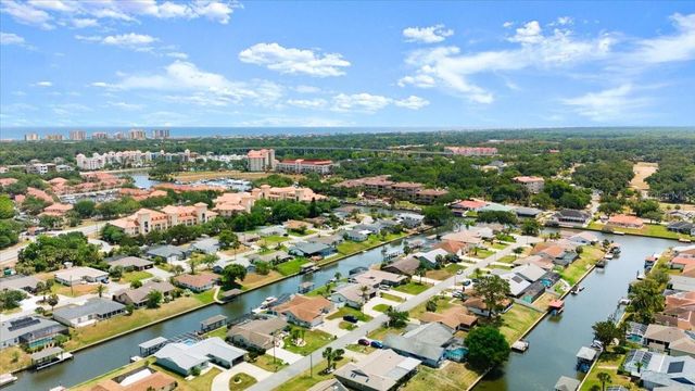 13 CLASSIC COURT S, Palm Coast, FL 32137