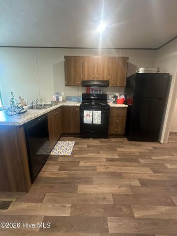 1713 Colon Mintz Road NE, Leland, NC 28451