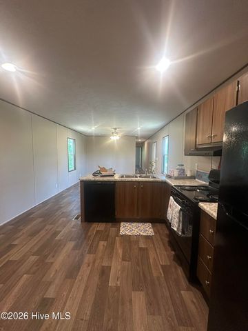 1713 Colon Mintz Road NE, Leland, NC 28451