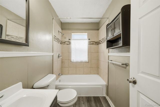 7552 WESTMINSTER Avenue, Warren, MI 48091