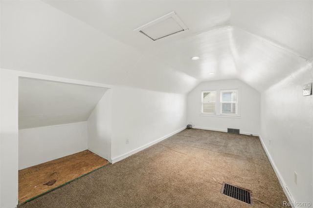 7552 WESTMINSTER Avenue, Warren, MI 48091