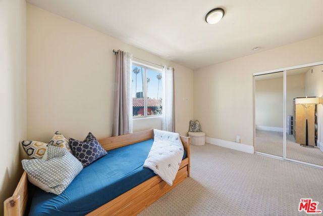 147 N Berendo Street 301, Los Angeles, CA 90004