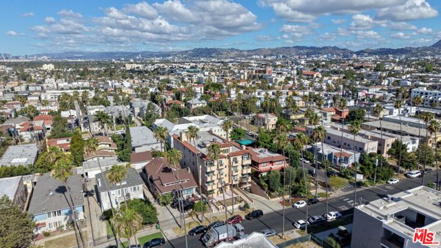 147 N Berendo Street 301, Los Angeles, CA 90004