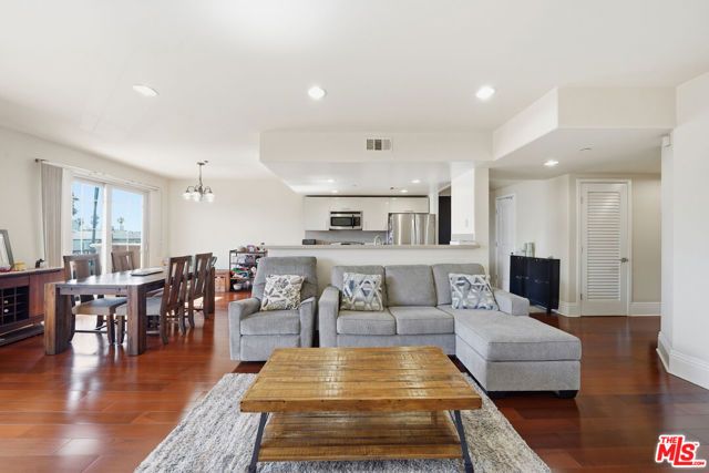 147 N Berendo Street 301, Los Angeles, CA 90004