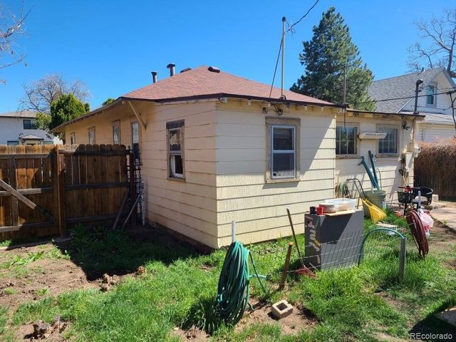 3733 S Bannock St, Englewood, CO 80110