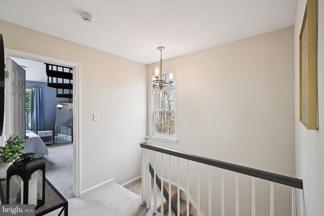 111 WAGONWHEEL CT, Marlton, NJ 08053