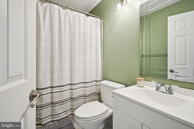 111 WAGONWHEEL CT, Marlton, NJ 08053