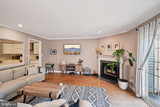 111 WAGONWHEEL CT, Marlton, NJ 08053