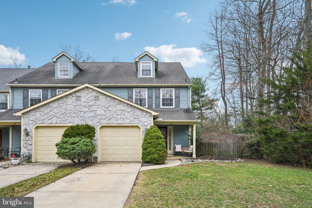 111 WAGONWHEEL CT, Marlton, NJ 08053