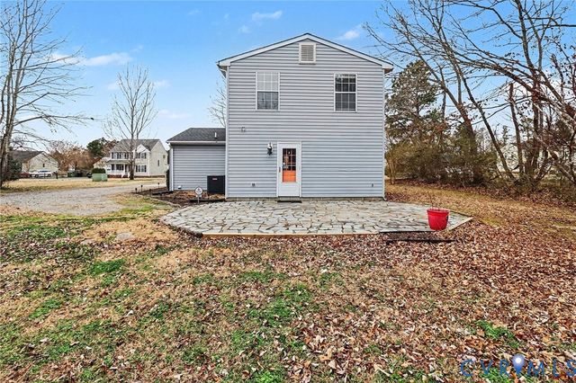 993 Chelsea Run, West Point, VA 23181