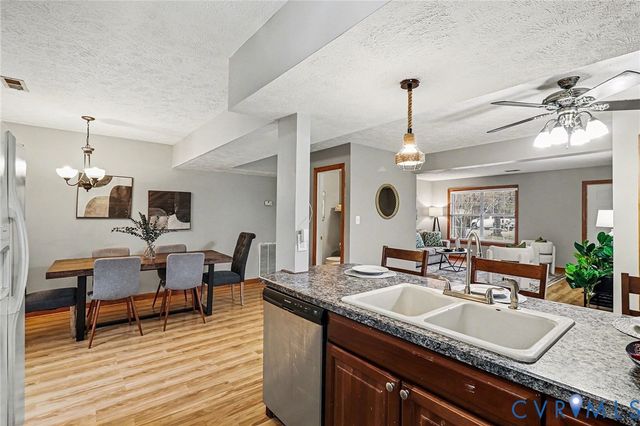 993 Chelsea Run, West Point, VA 23181