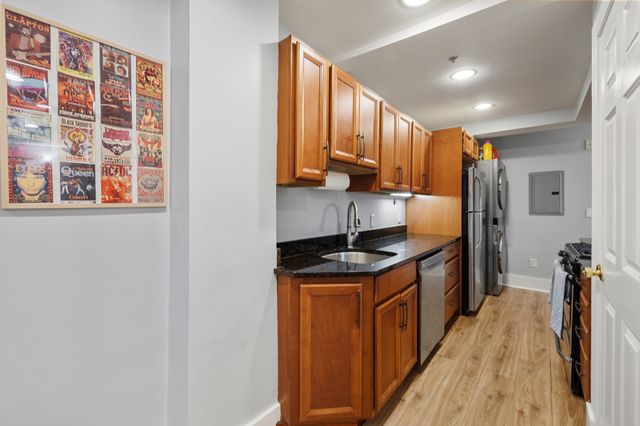 47 Bridge St 1, Salem, MA 01970