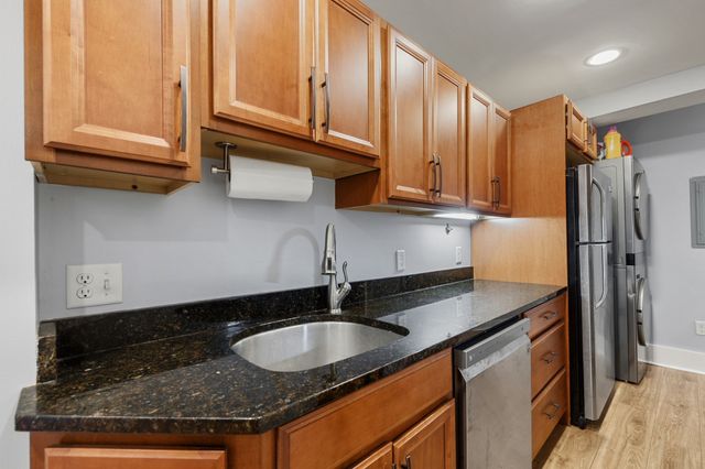 47 Bridge St 1, Salem, MA 01970