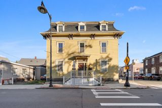 47 Bridge St 1, Salem, MA 01970
