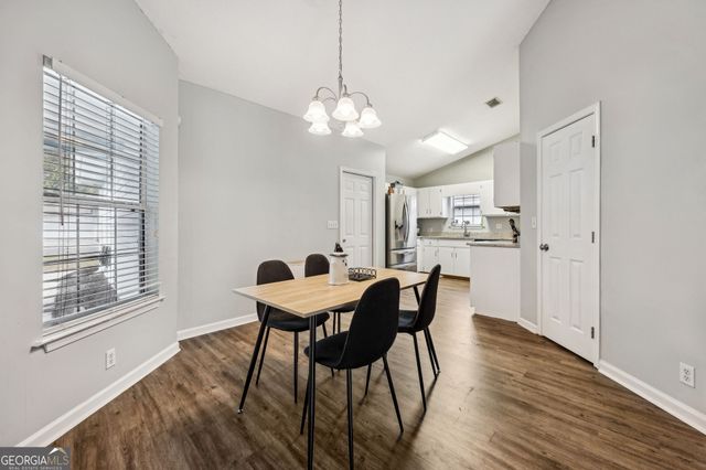 102 Lake Wisteria Court, Kingsland, GA 31548