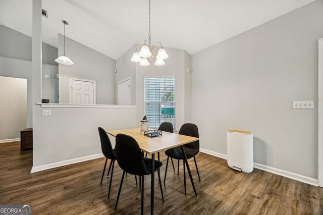 102 Lake Wisteria Court, Kingsland, GA 31548