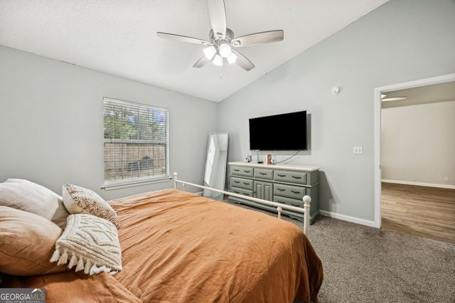 102 Lake Wisteria Court, Kingsland, GA 31548