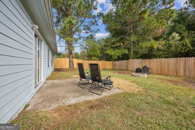 102 Lake Wisteria Court, Kingsland, GA 31548