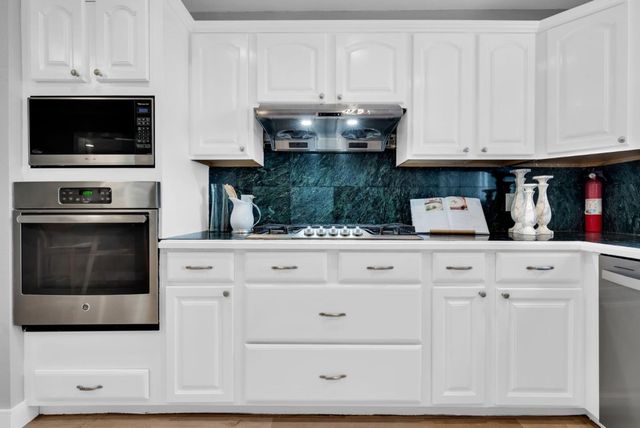 209 Norwich Drive, South San Francisco, CA 94080