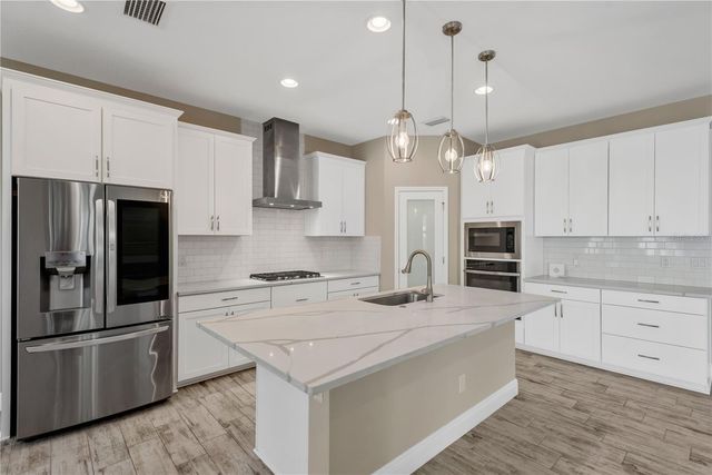 3934 MAURICE AVENUE, Odessa, FL 33556