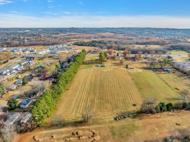 2345 Nashville Hwy, Columbia, TN 38401