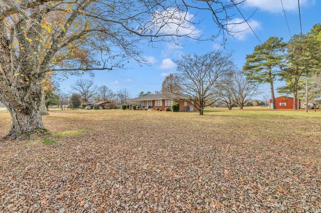 2345 Nashville Hwy, Columbia, TN 38401