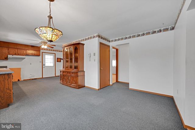 703 E CHESTNUT ST, Hegins, PA 17938