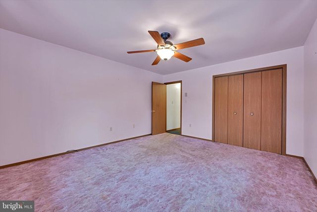 703 E CHESTNUT ST, Hegins, PA 17938