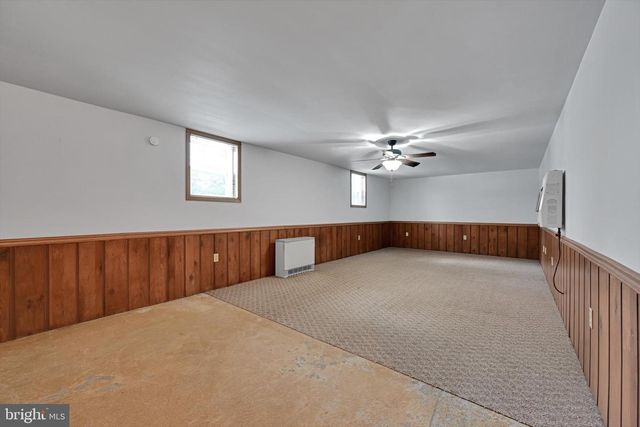 703 E CHESTNUT ST, Hegins, PA 17938