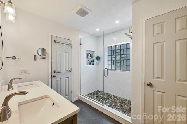 46 Mountain View Drive, Arden, NC 28704