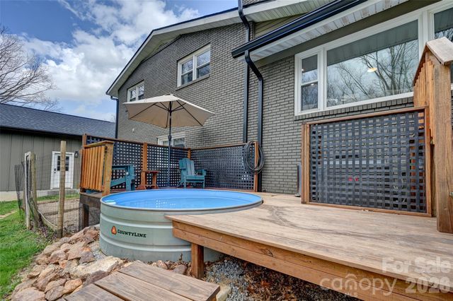 46 Mountain View Drive, Arden, NC 28704