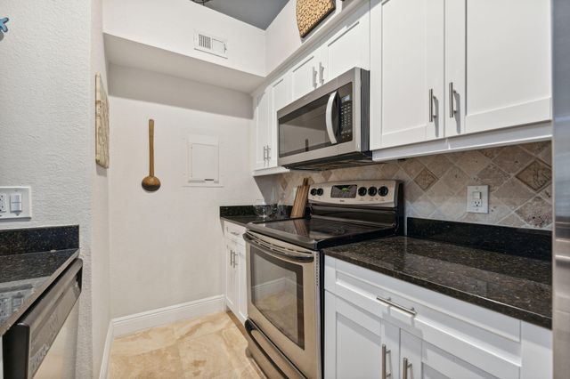 1725 Palm Cove Boulevard 2-306, Delray Beach, FL 33445