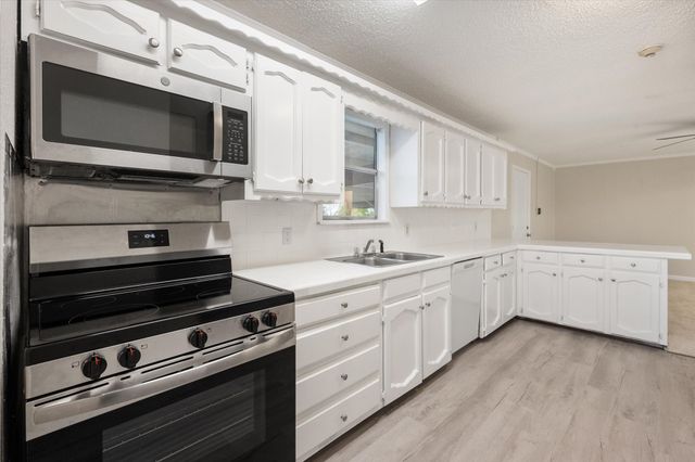 5835 County Road 2091, Corsicana, TX 75110