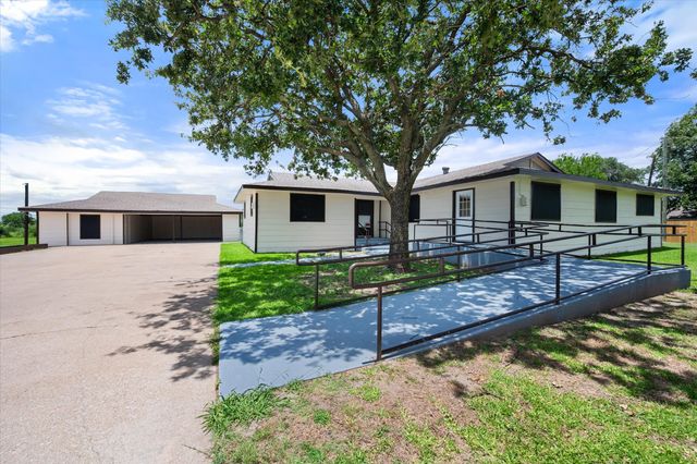 5835 County Road 2091, Corsicana, TX 75110