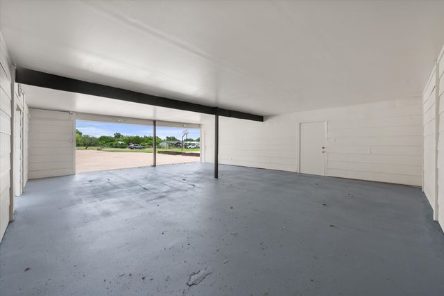 5835 County Road 2091, Corsicana, TX 75110