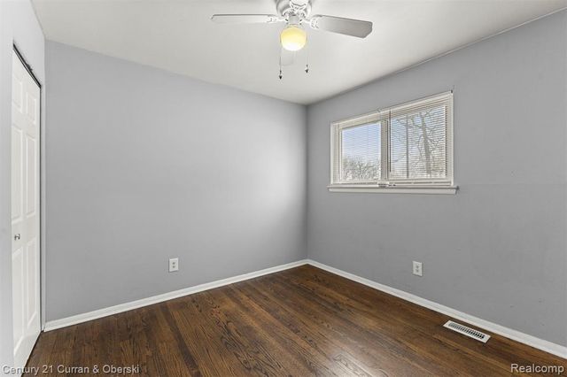 7140 Elm Street, Taylor, MI 48180