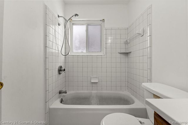 7140 Elm Street, Taylor, MI 48180