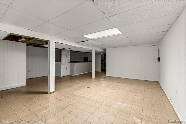 7140 Elm Street, Taylor, MI 48180