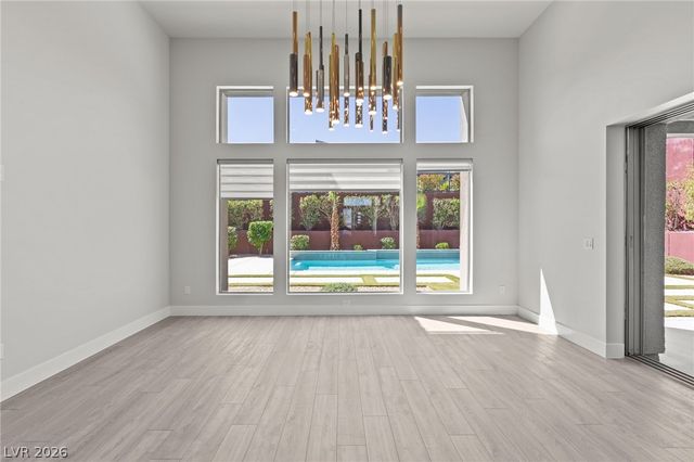 10241 Kirkwood Gaps Avenue, Las Vegas, NV 89135
