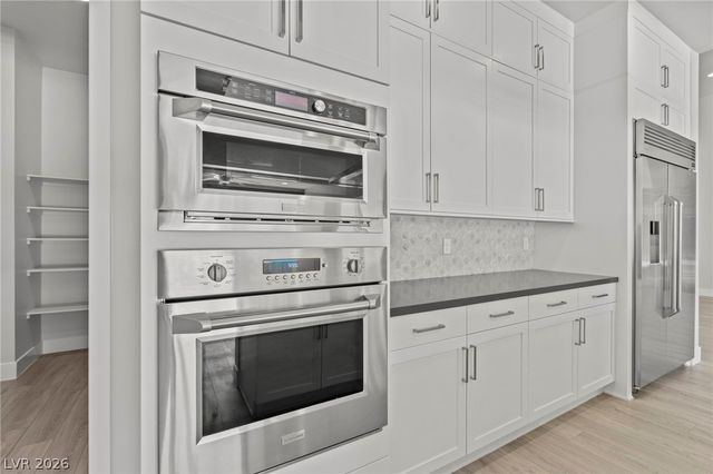 10241 Kirkwood Gaps Avenue, Las Vegas, NV 89135