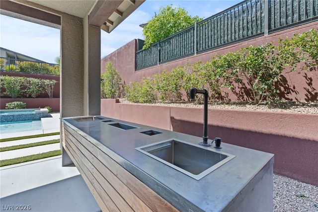 10241 Kirkwood Gaps Avenue, Las Vegas, NV 89135