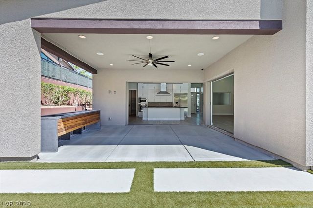 10241 Kirkwood Gaps Avenue, Las Vegas, NV 89135