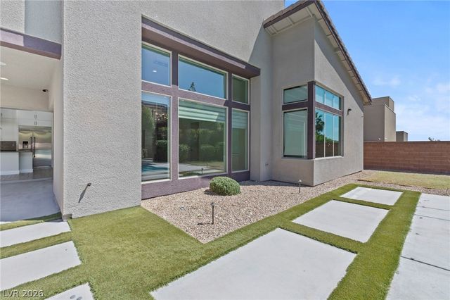 10241 Kirkwood Gaps Avenue, Las Vegas, NV 89135