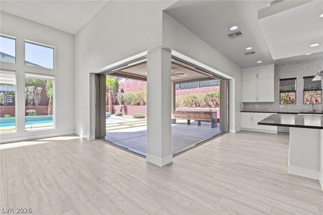 10241 Kirkwood Gaps Avenue, Las Vegas, NV 89135